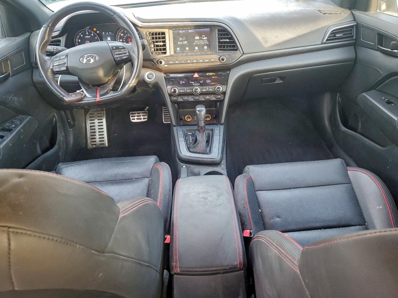 Hyundai ELANTRA Sport Image 5