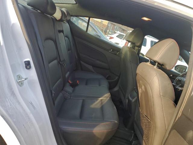 Hyundai ELANTRA Sport Image 4