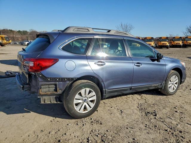 Subaru Outback 2.5i Image 9