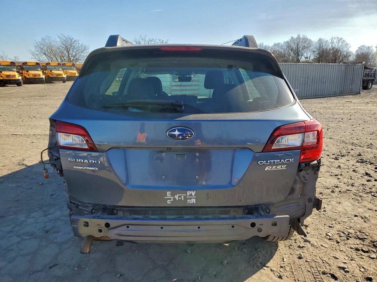 Subaru Outback 2.5i Image 4