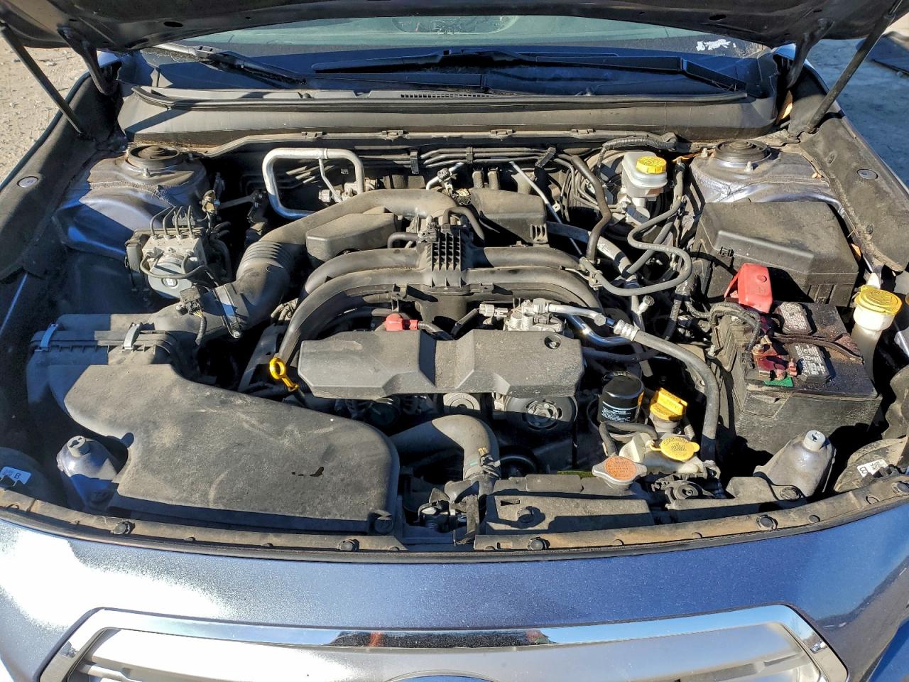 Subaru Outback 2.5i Image 11