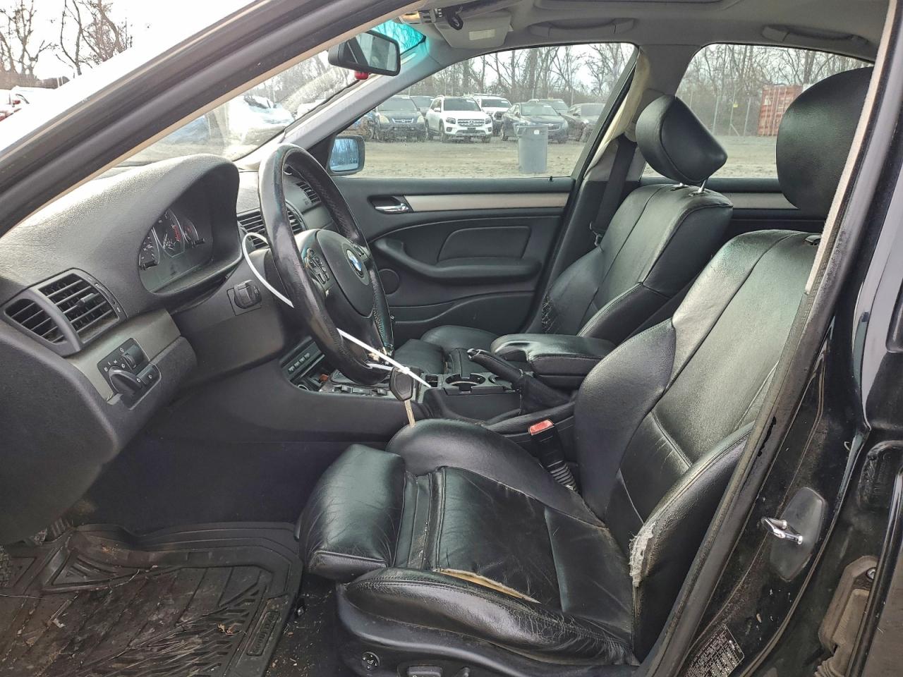 BMW 3 Series Xi Image 10