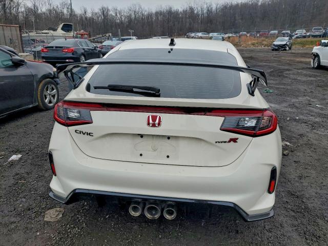 Honda Civic Type-r Image 9