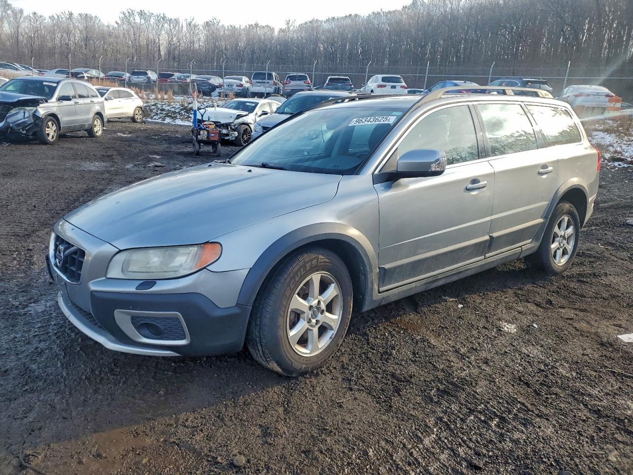 Volvo XC70 3.2 Image 1