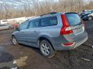 Volvo XC70 3.2 Image 2