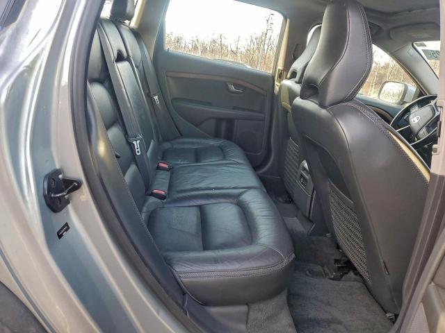 Volvo XC70 3.2 Image 8
