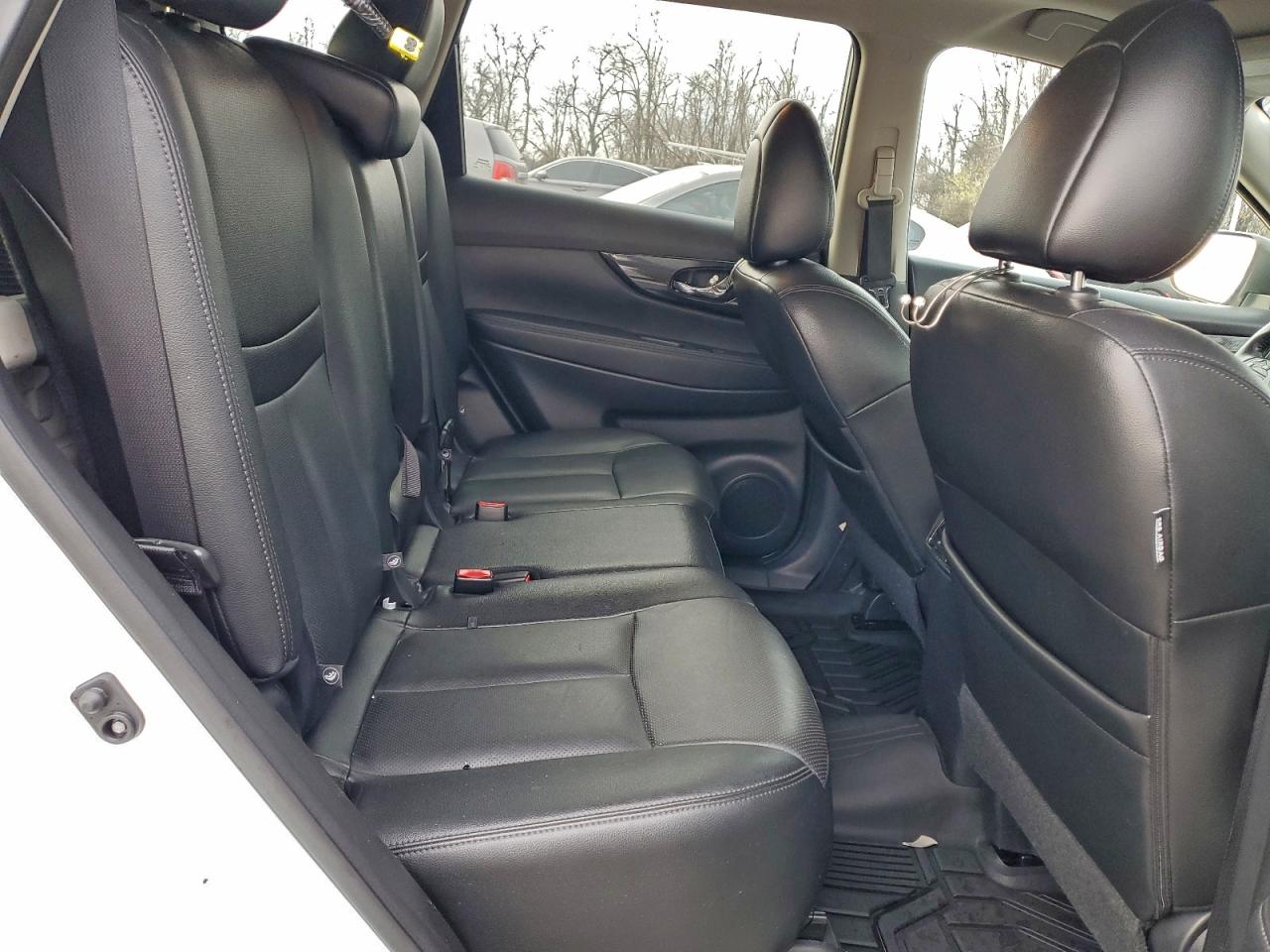 Nissan Rogue Sv Image 9