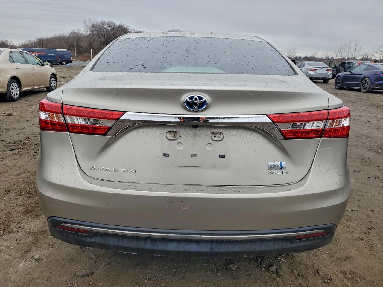 Toyota Avalon Hybrid Image 5