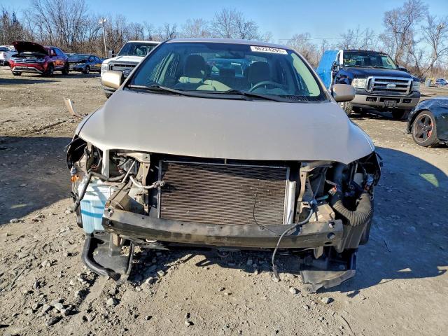 Toyota Corolla Base Image 4