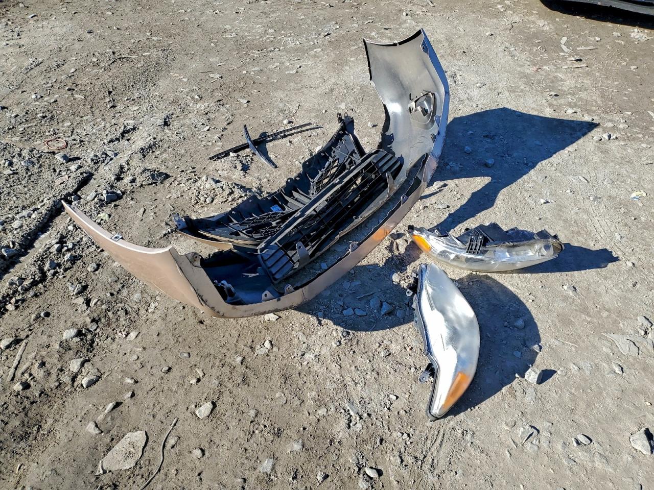 Toyota Corolla Base Image 12