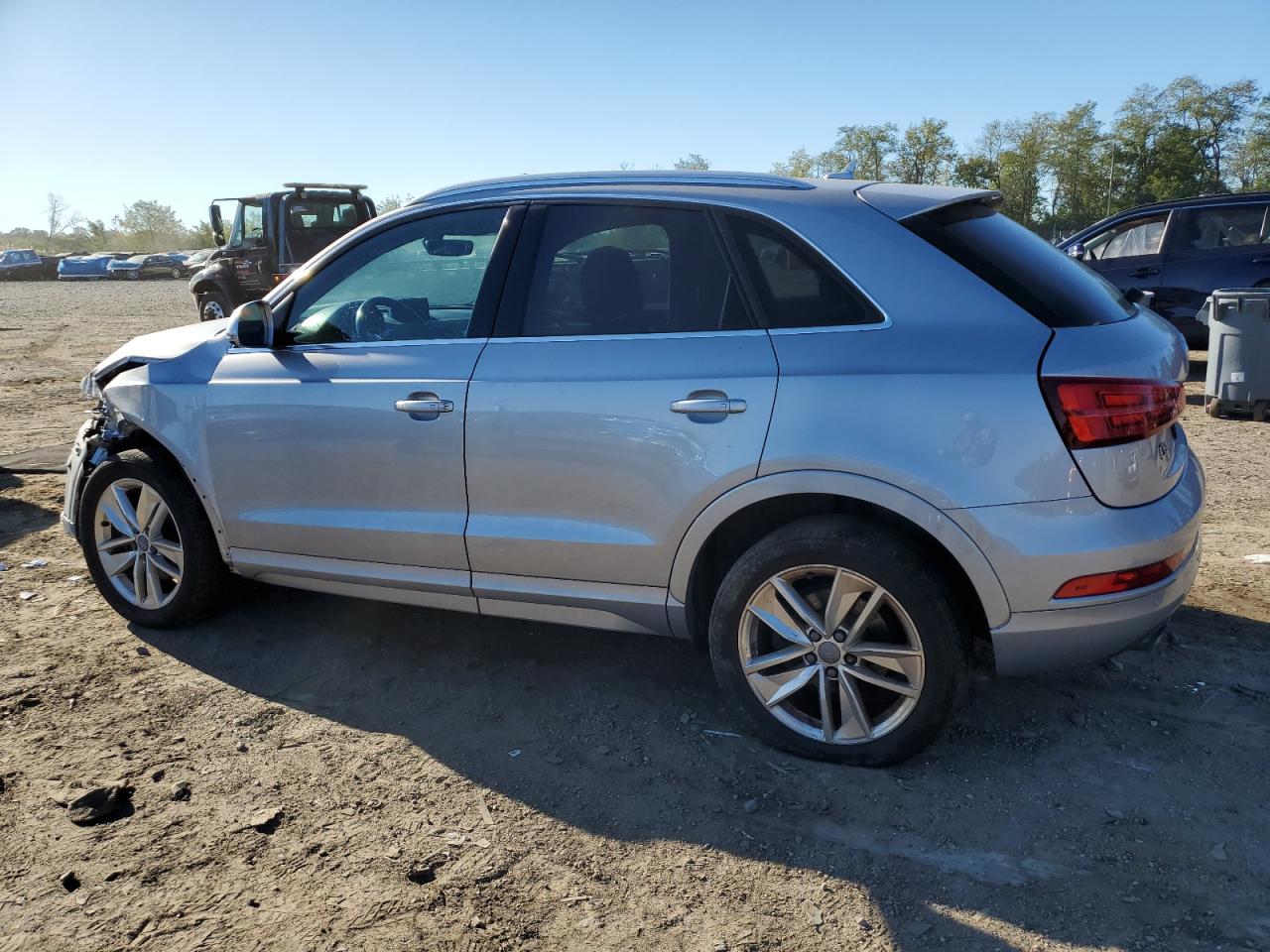Audi Q3 Premium Plus Image 4