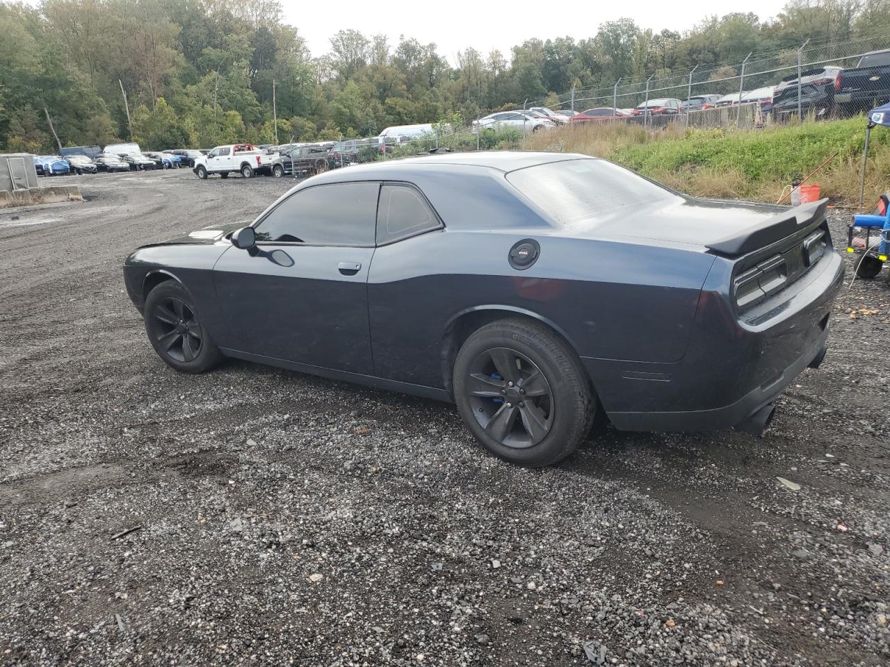 Dodge Challenger Sxt Image 9