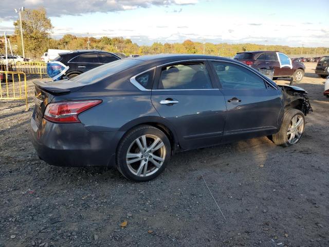 Nissan Altima 3.5s Image 3
