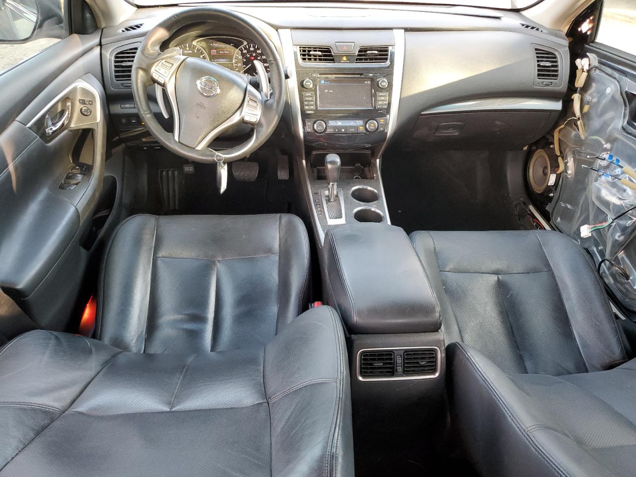 Nissan Altima 3.5s Image 7