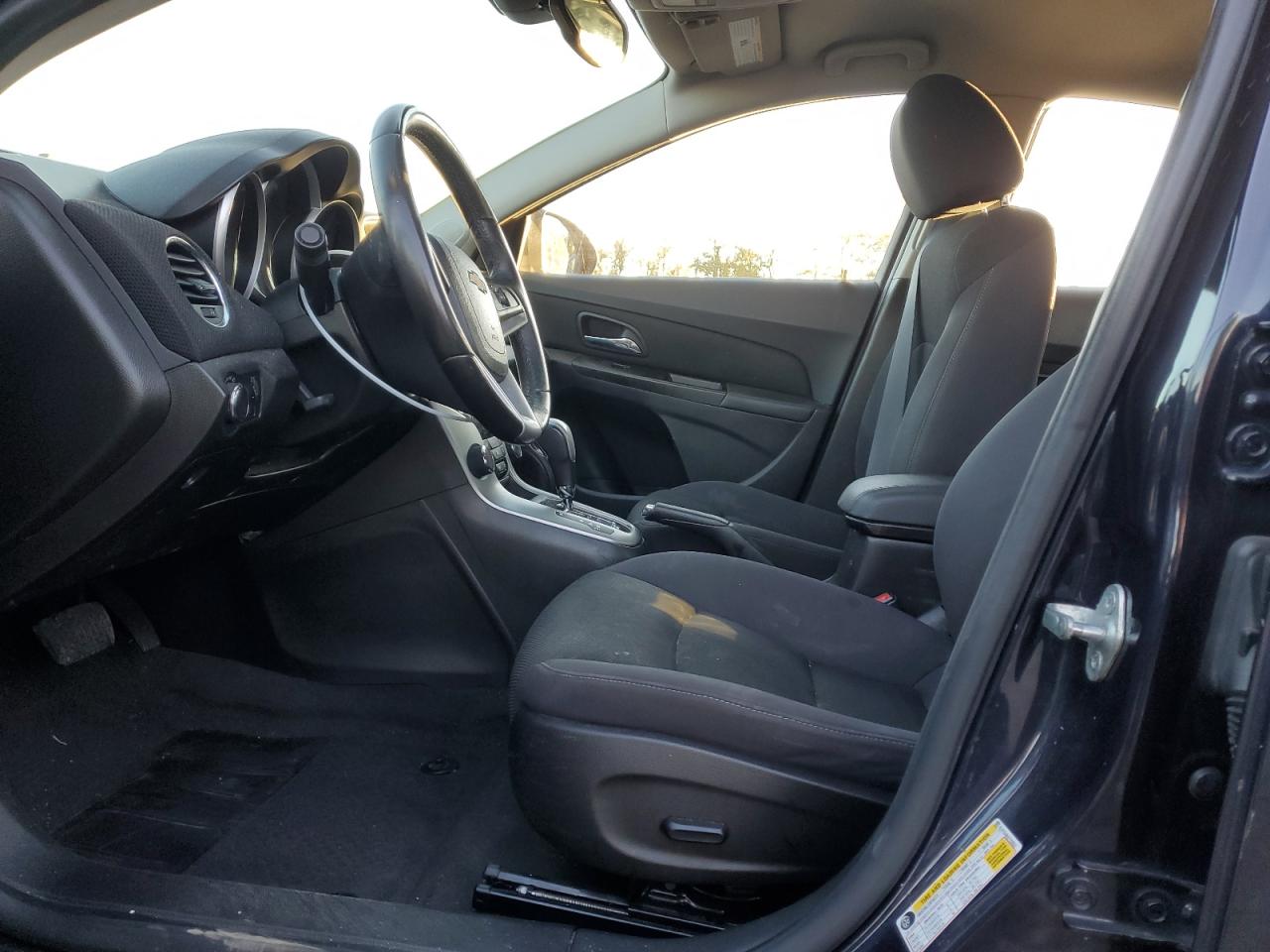 Chevrolet Cruze Lt Image 3