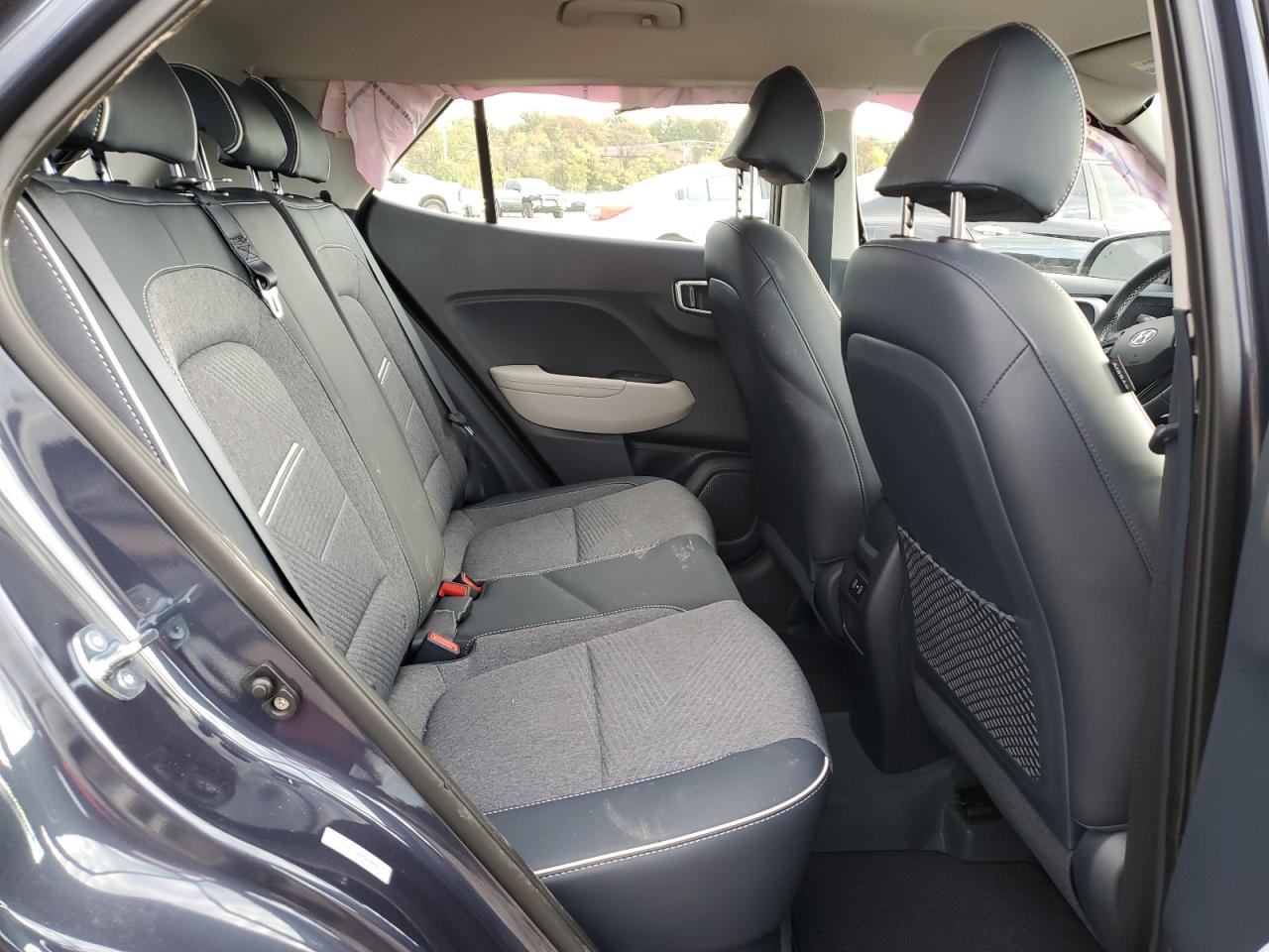 Hyundai VENUE Sel Image 3