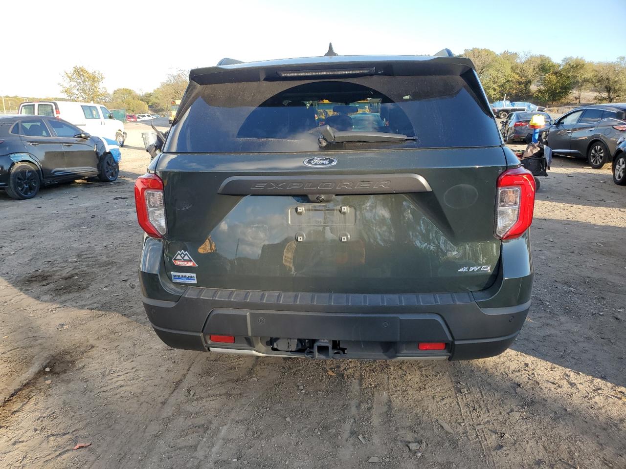 Ford Explorer Timberline Image 12