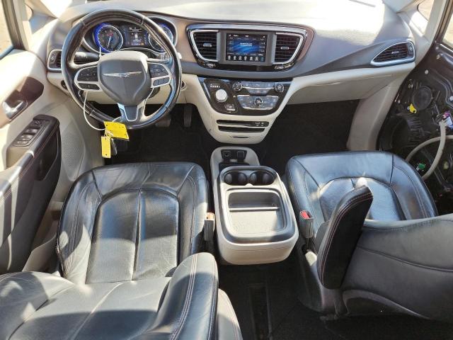 Chrysler Pacifica Touring L Image 5