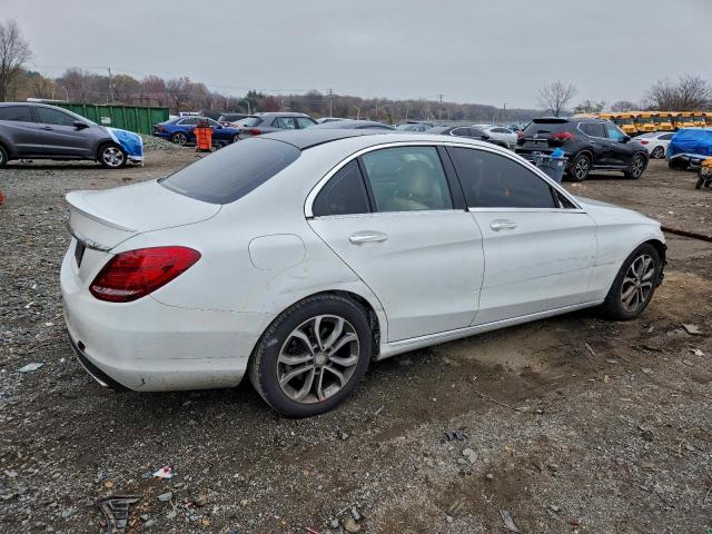 Mercedes-Benz C-Class 300 Image 13