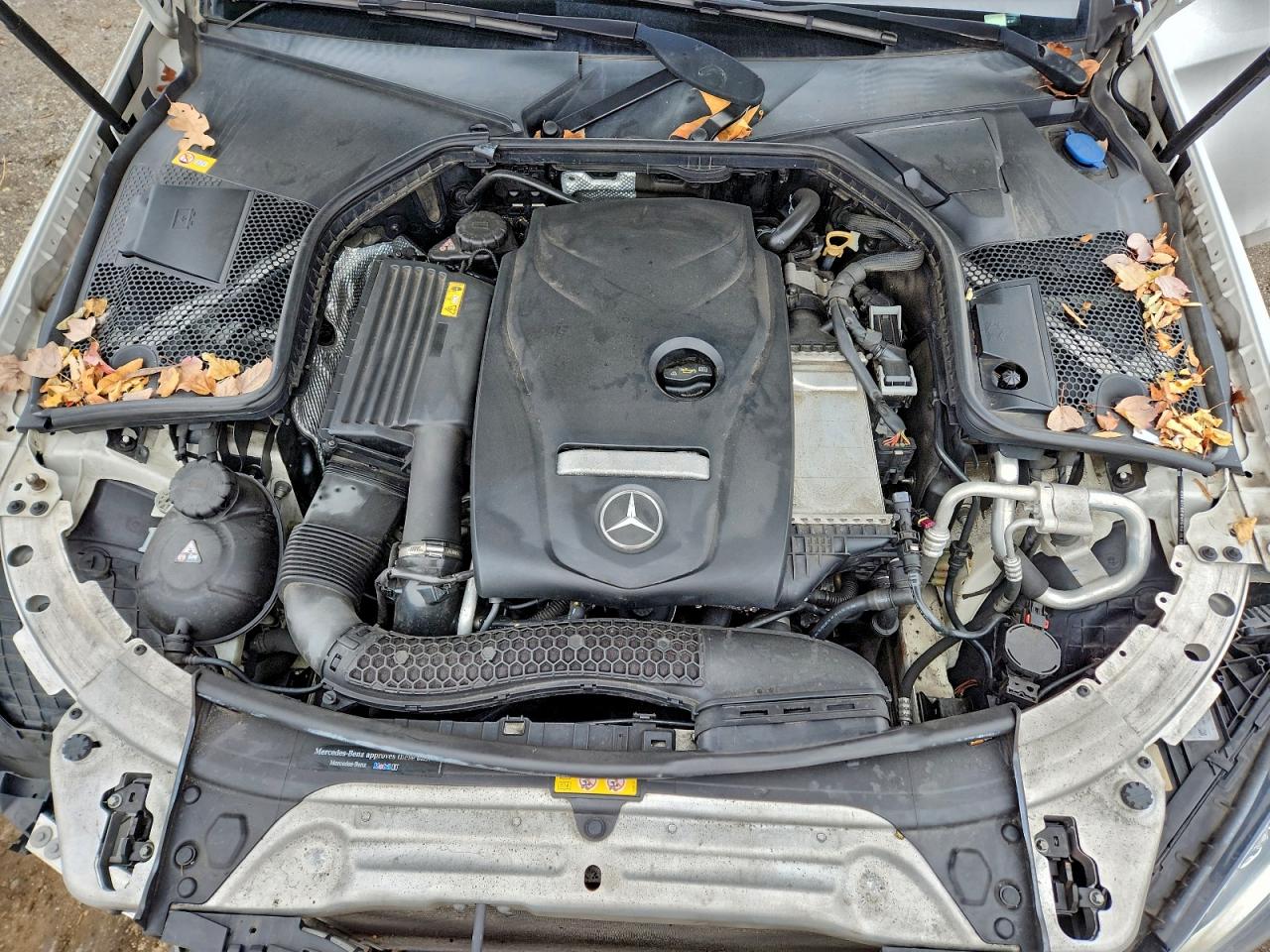 Mercedes-Benz C-Class 300 Image 3