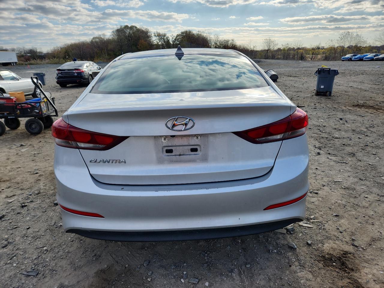 Hyundai ELANTRA Sel Image 4