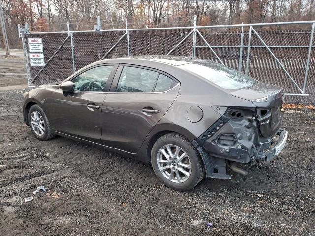 Mazda 3 Touring Image 5