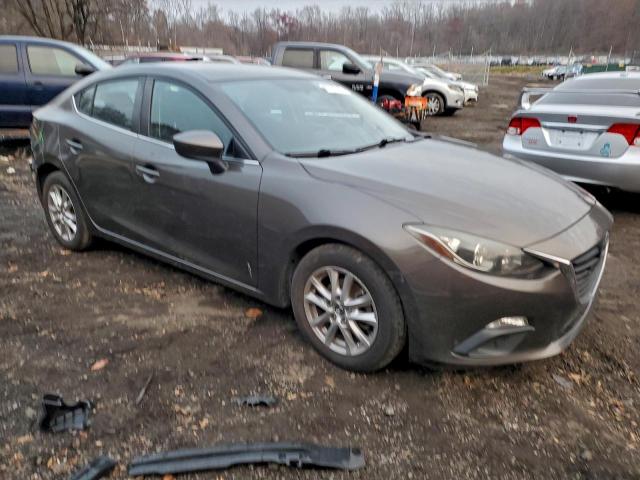 Mazda 3 Touring Image 4