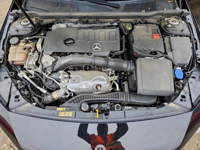 Mercedes-Benz Cla-class 250 4matic Image 3