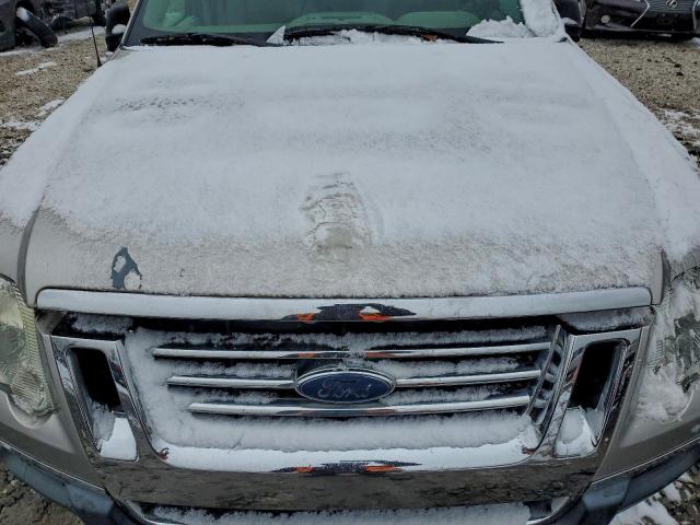 Ford Explorer Xlt Image 7