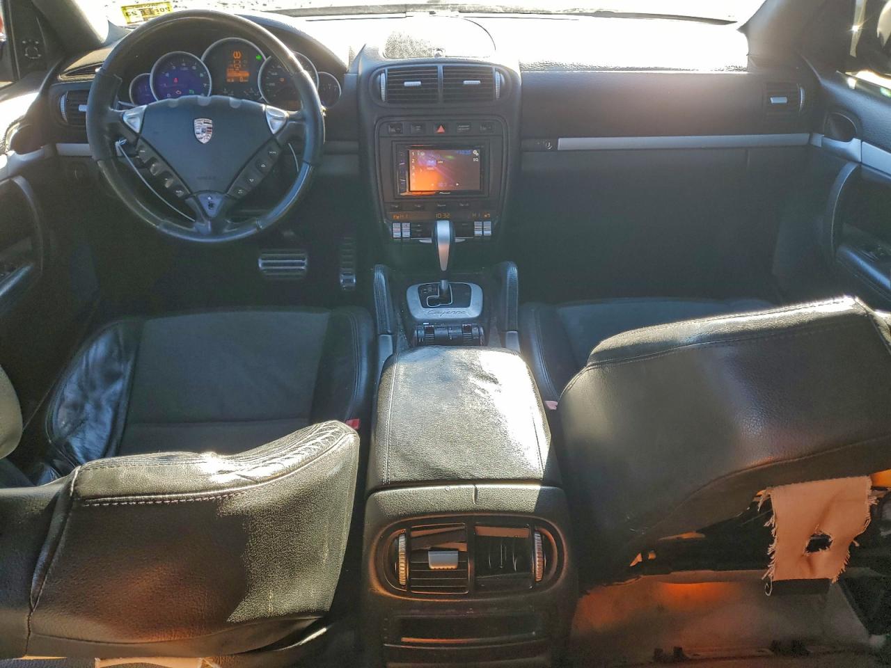 Porsche Cayenne Gts Image 8