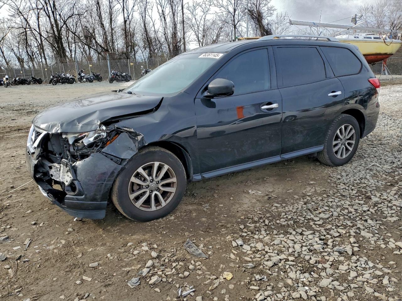 Nissan Pathfinder S Image 1