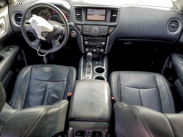 Nissan Pathfinder S Image 8