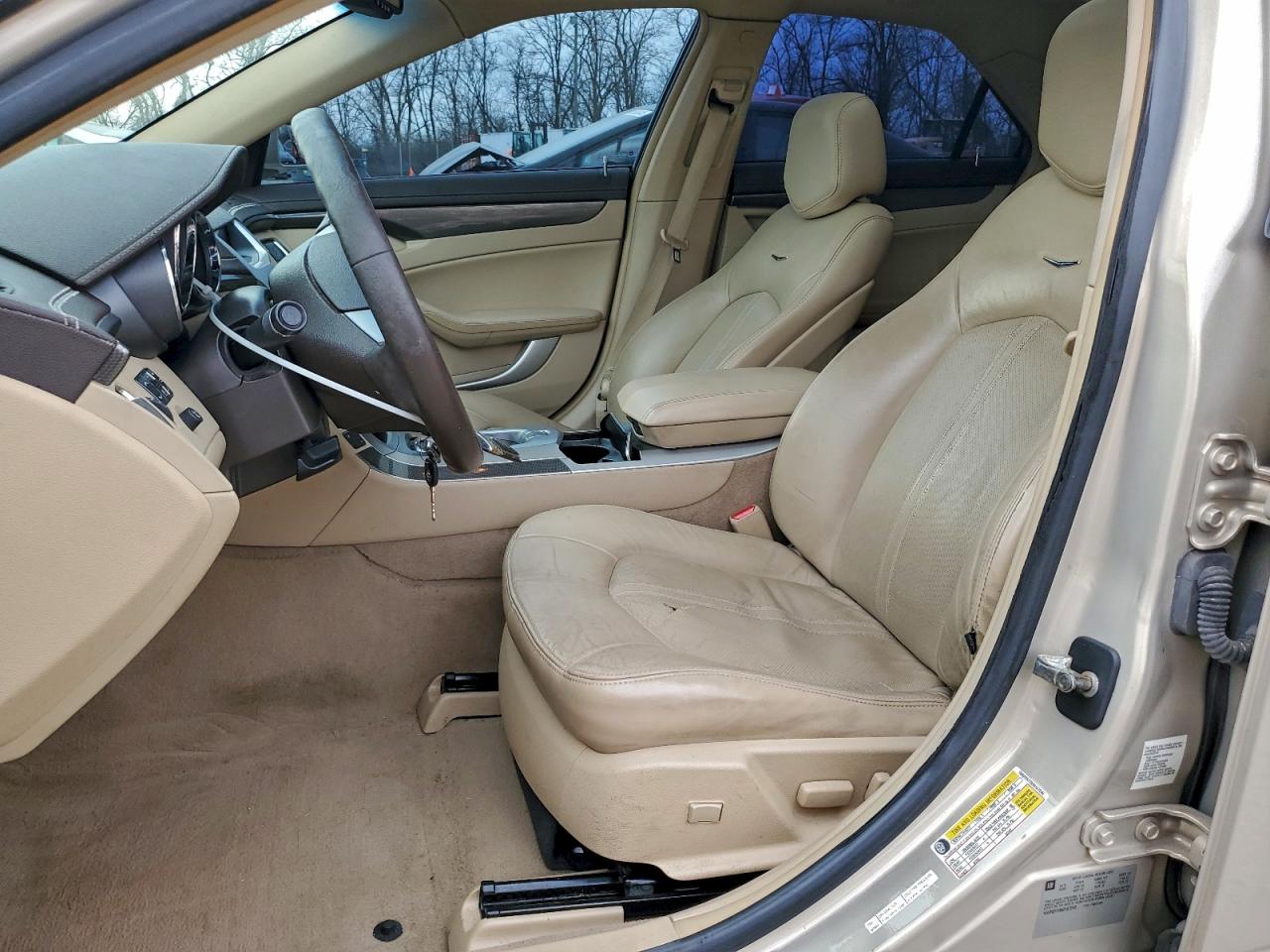 Cadillac CTS Image 9