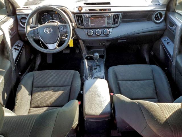Toyota RAV4 Le Image 10