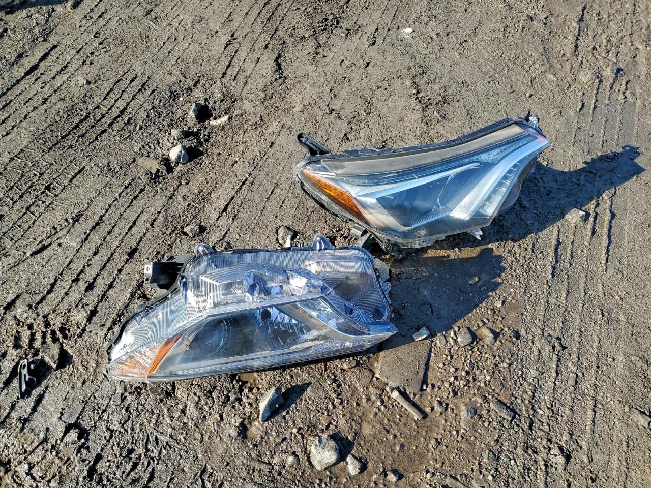 Toyota RAV4 Le Image 5