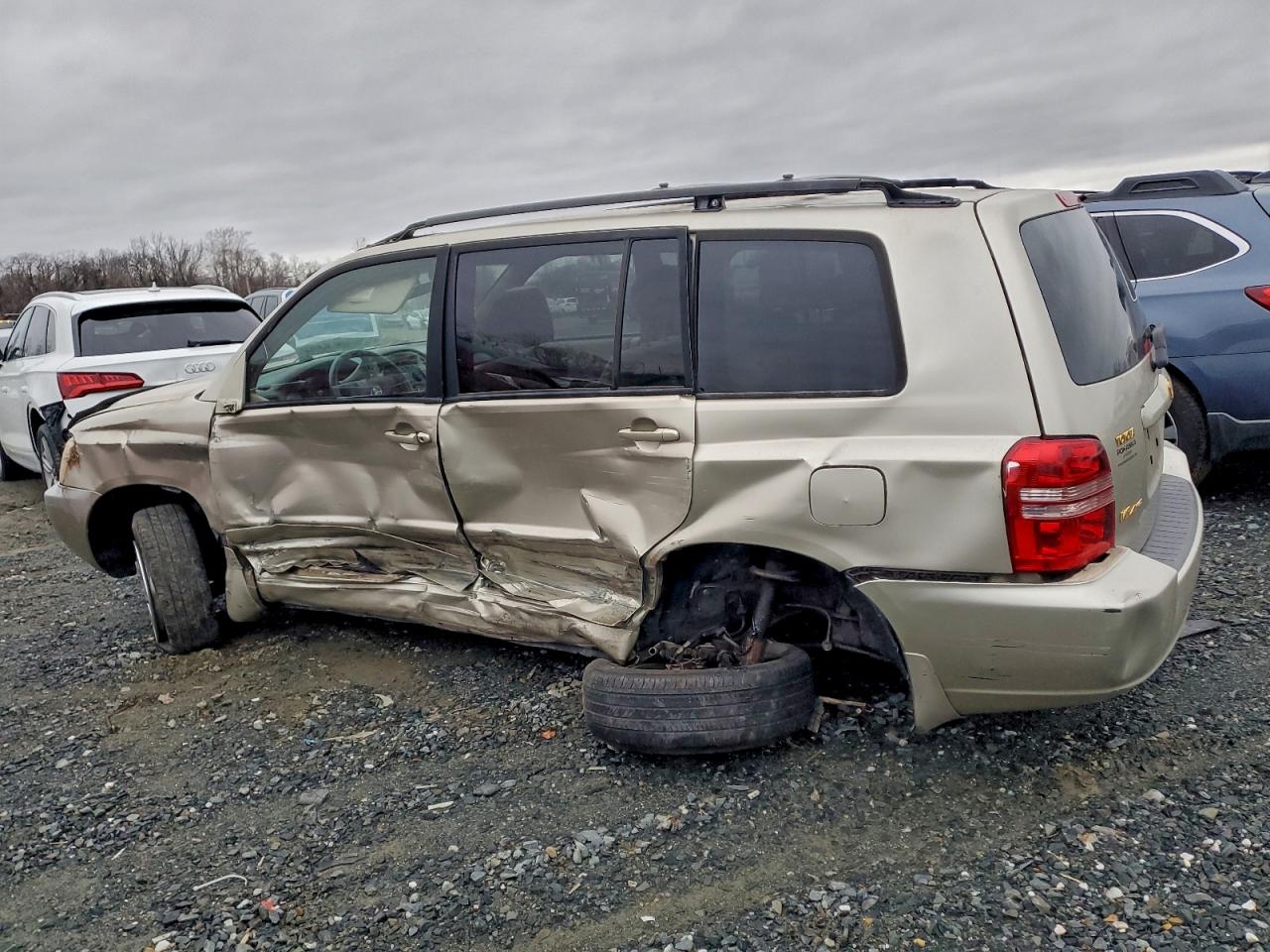 Toyota Highlander Image 3