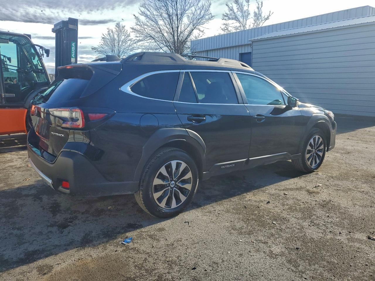 Subaru Outback Limited Image 12