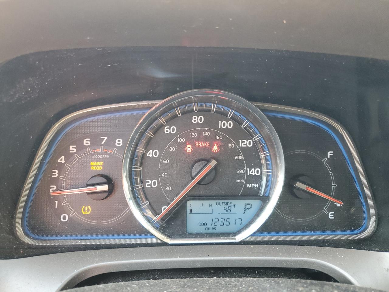 Toyota RAV4 Limited Image 6