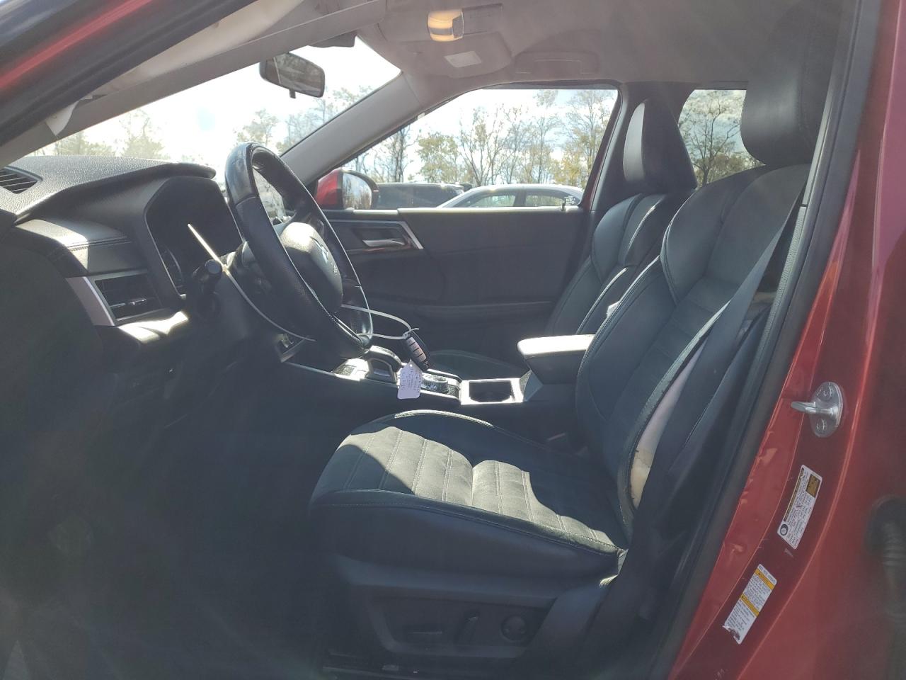 Mitsubishi Outlander Se Image 5