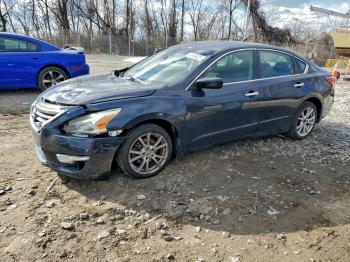  Salvage Nissan Altima
