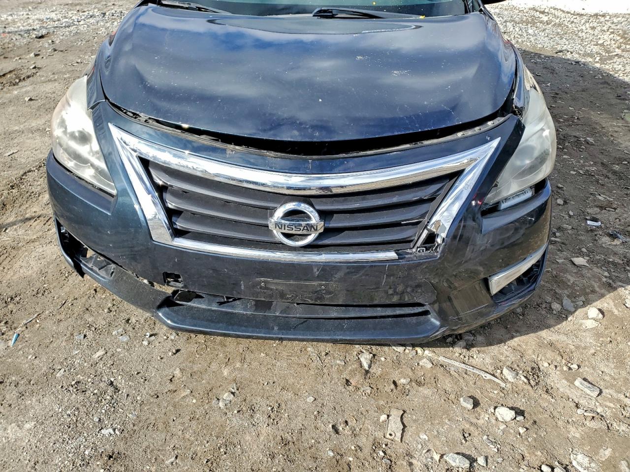 Nissan Altima 2.5 Image 9