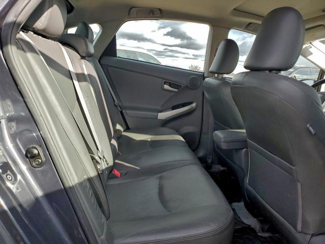 Toyota Prius Image 12