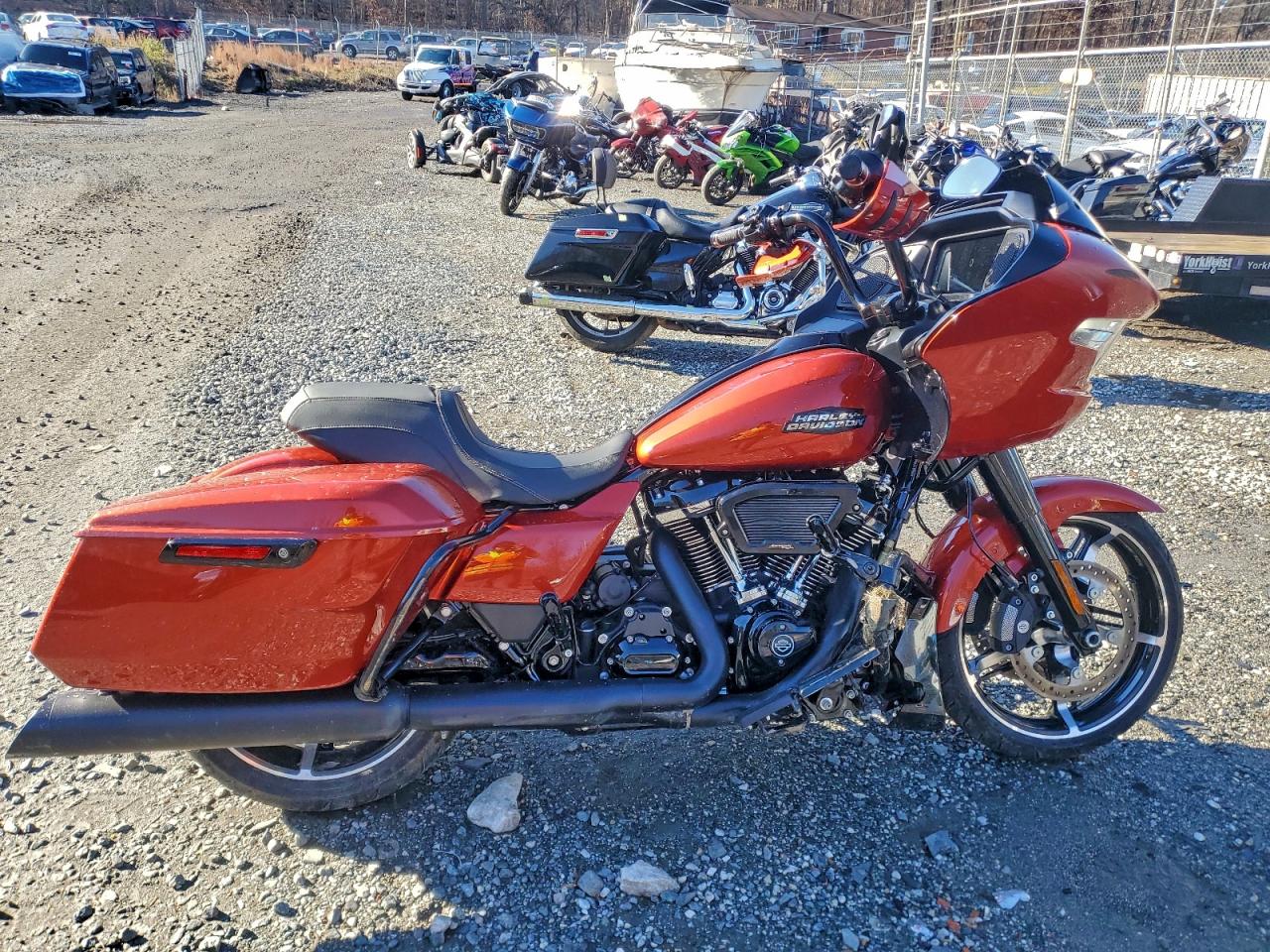 Harley-Davidson Fl Image 1