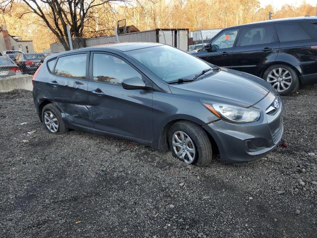 Hyundai ACCENT Gls Image 11