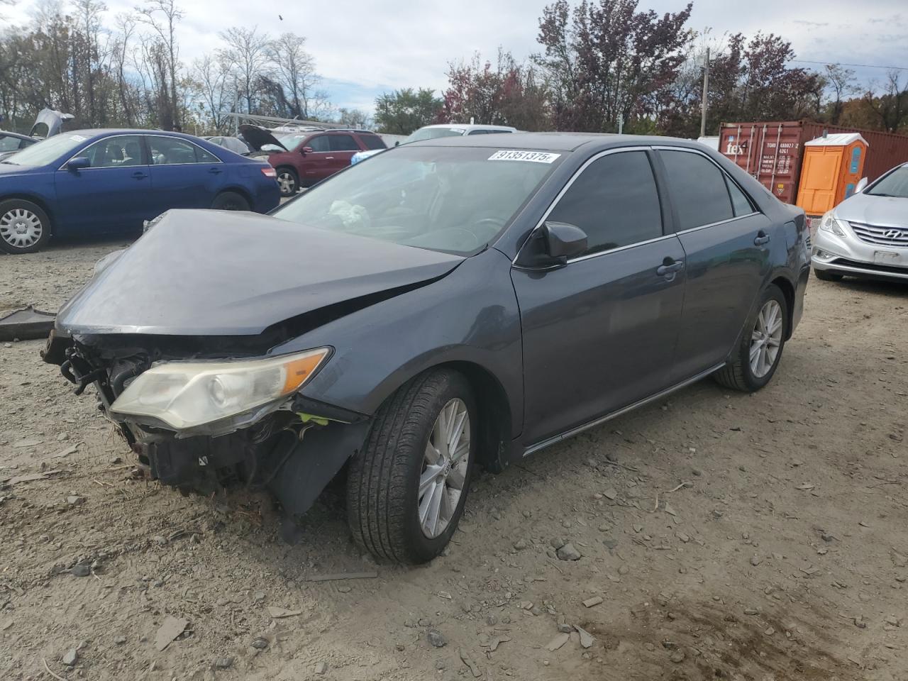 Toyota Camry Hybrid Image 1