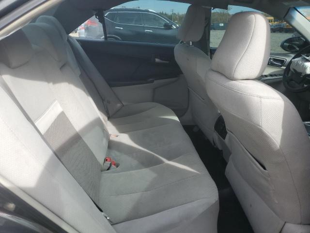 Toyota Camry Hybrid Image 7