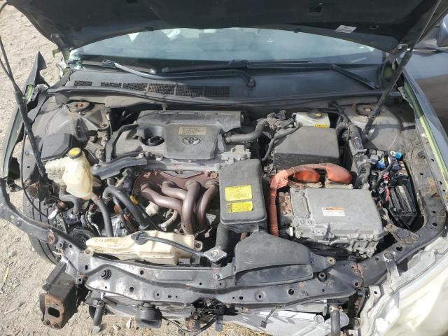 Toyota Camry Hybrid Image 4