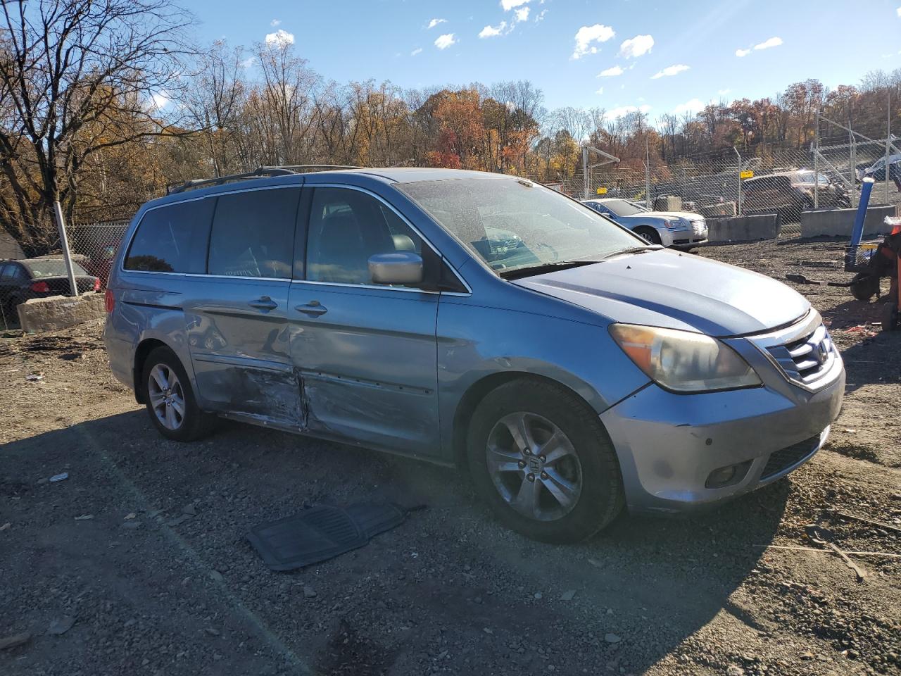 Honda Odyssey Touring Image 2