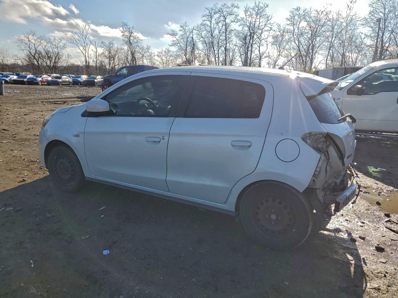 Mitsubishi Mirage Es Image 11