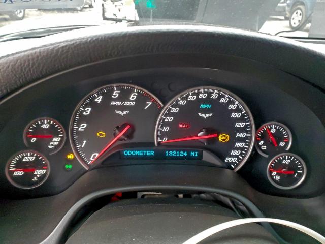 Chevrolet Corvette Image 11